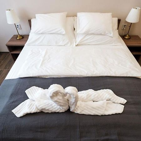 Mp Hotel Зноймо Экстерьер фото