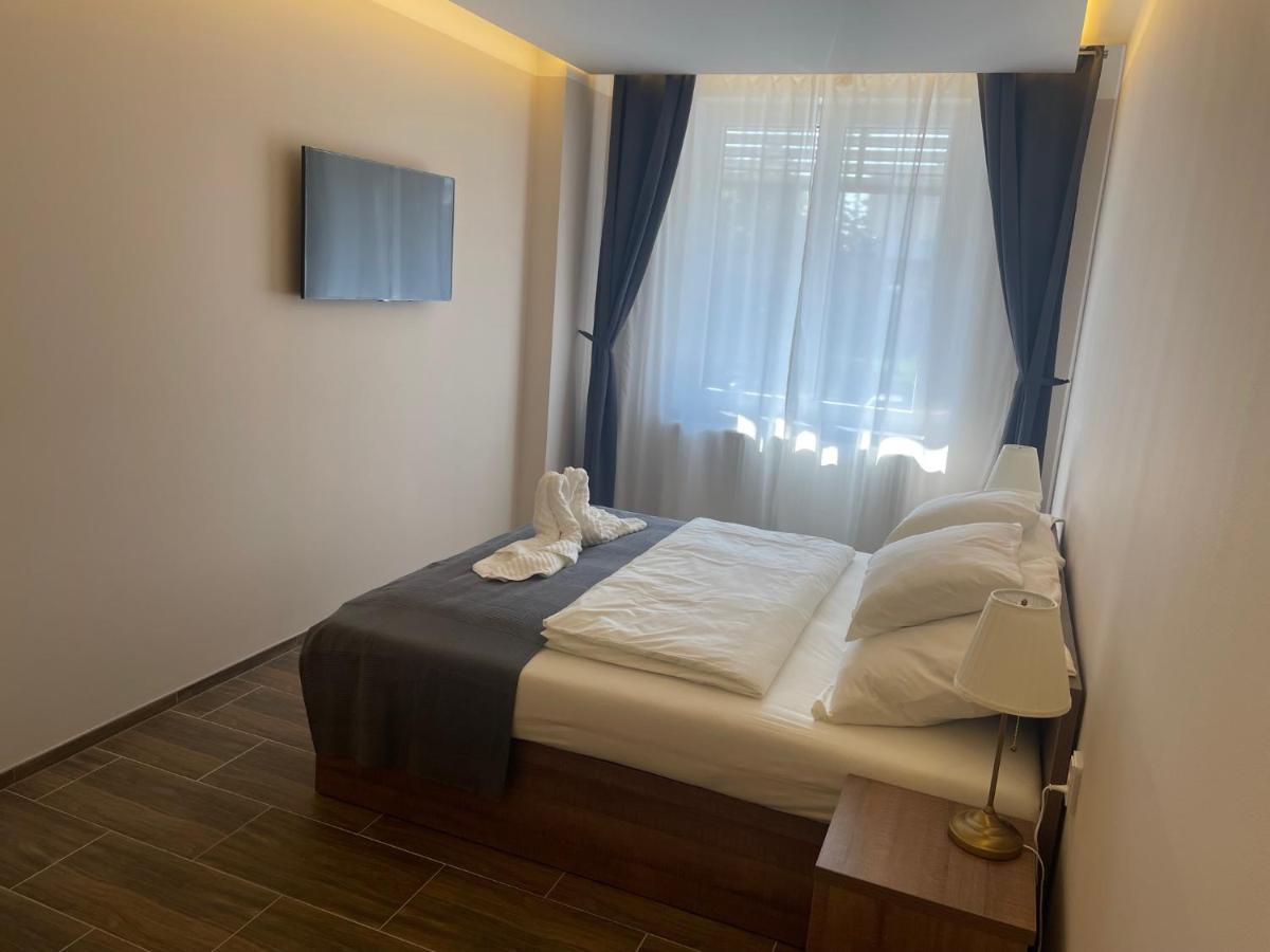 Mp Hotel Зноймо Экстерьер фото