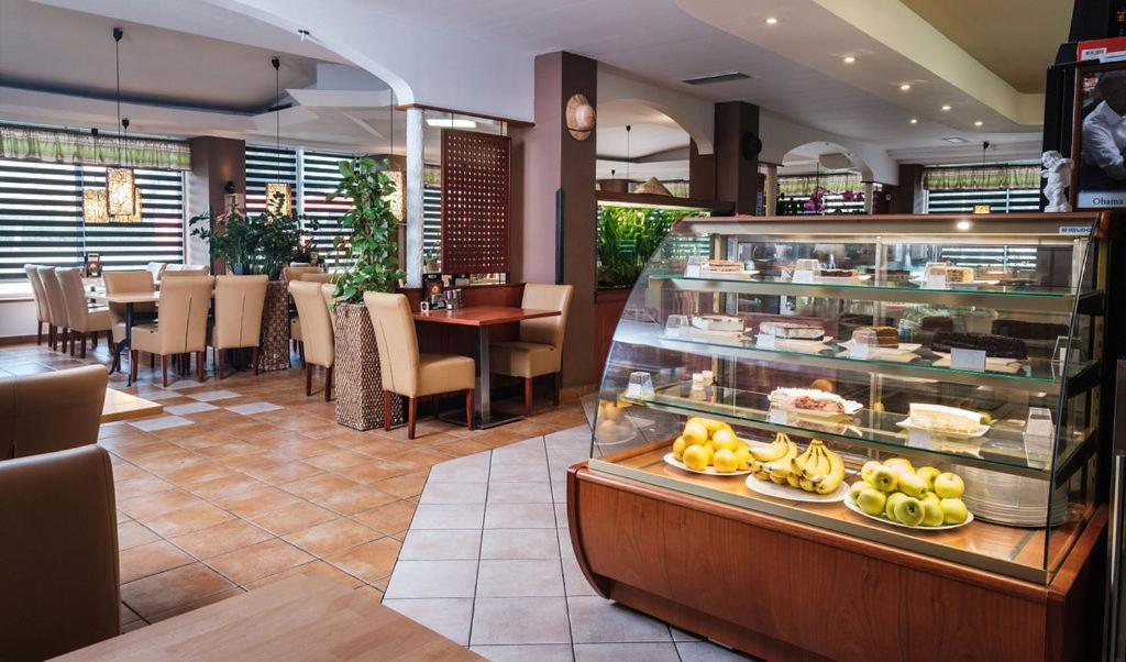 Mp Hotel Зноймо Экстерьер фото